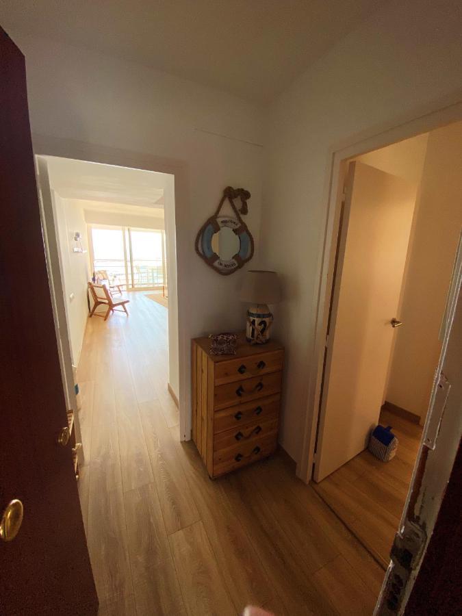 Precioso Apartamento Delante Del Mar En Palamós Esterno foto